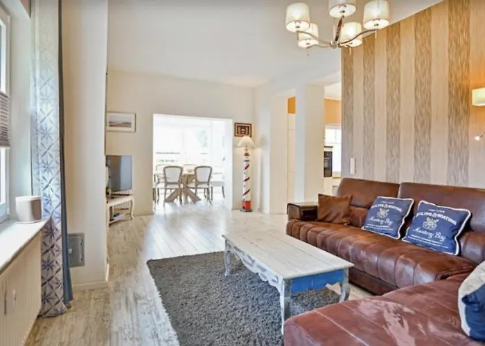 Nilles Huuske - Luxusferienwohnung Апартаменты Зеллин